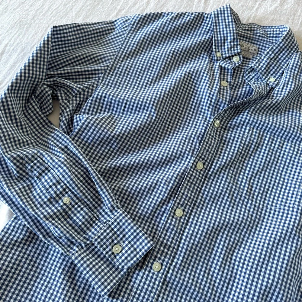 J. Crew Men’s Navy Gingham Cotton Tailored Fit Button Down, Medium